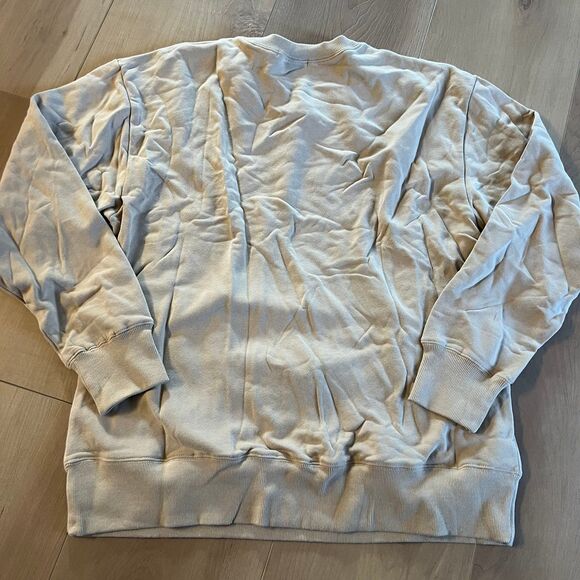 NWT Goumi Kids Chanterelle Adult Sweatsuit Top SZ M Pullover Crew Sweatshirt - Picture 3 of 3